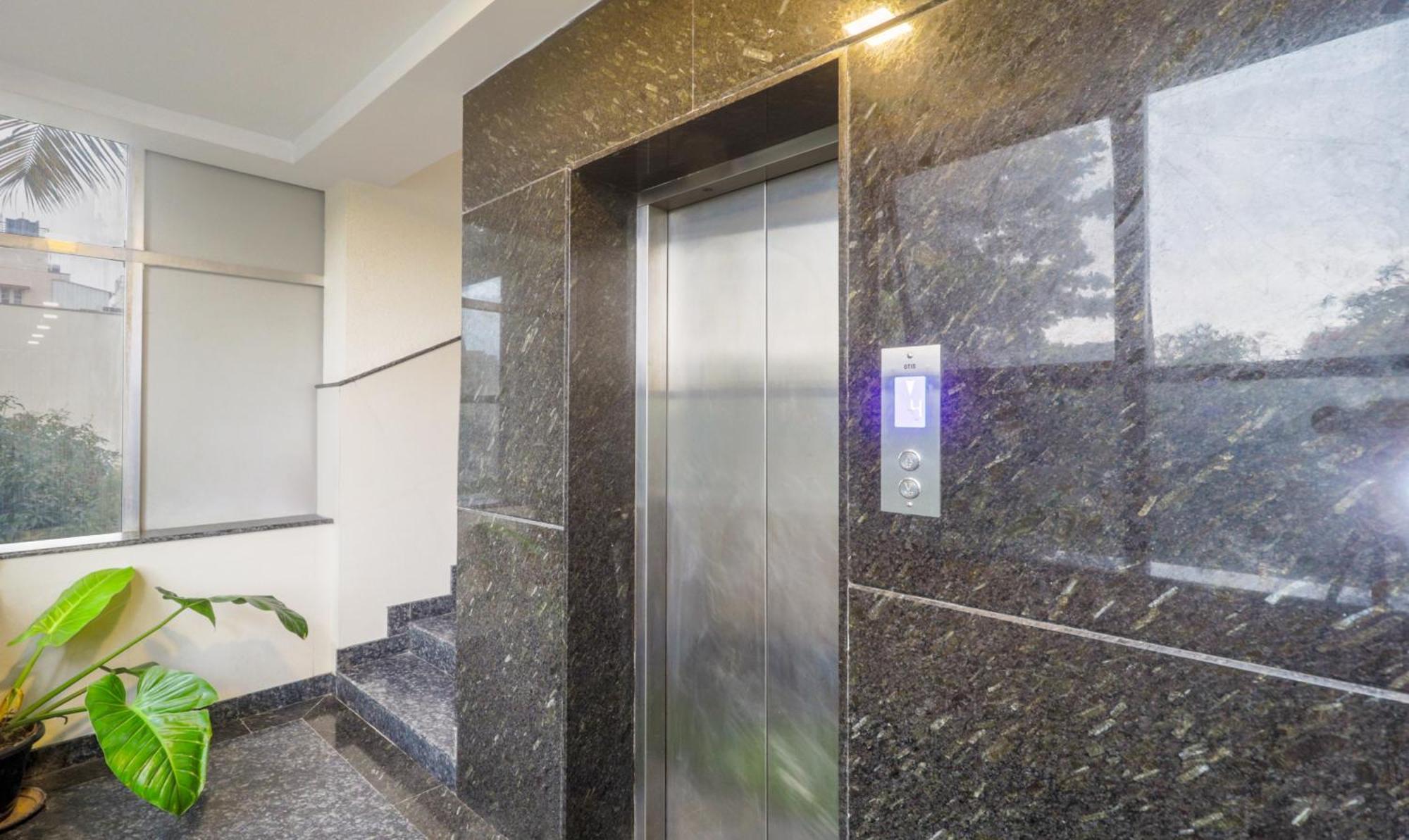 Treebo Anjani Fortune Suites Bangalore Eksteriør billede